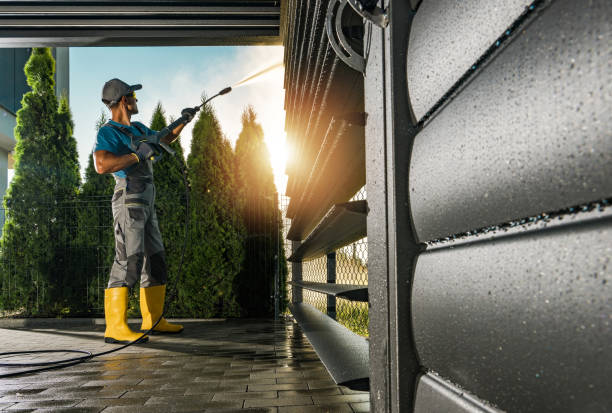 Best Animal Enclosure Cleaning  in Columbia City, IN